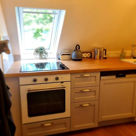 Neu! Alte Schule Jarnsen Oberstuebchen Mit Balkon Lejlighed