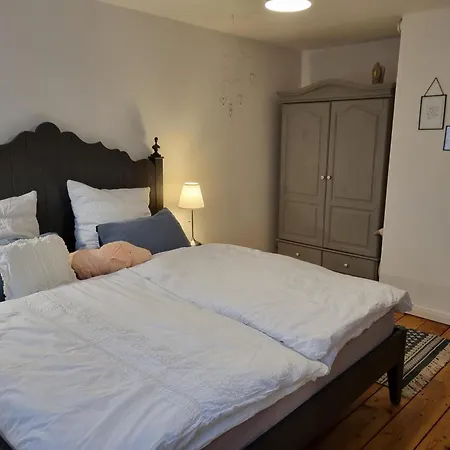 Neu! Alte Schule Jarnsen Oberstuebchen Mit Balkon Lejlighed