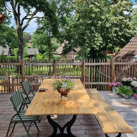 Lejlighed Neu! Alte Schule Jarnsen Oberstuebchen Mit Balkon *