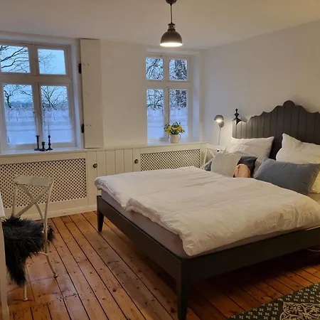 Neu! Alte Schule Jarnsen Oberstuebchen Mit Balkon Lejlighed