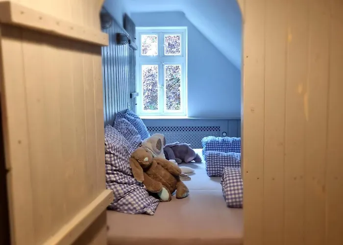 Neu! Alte Schule Jarnsen Oberstuebchen Mit Balkon Apartament Lachendorf