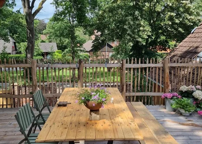 Apartament Neu! Alte Schule Jarnsen Oberstuebchen Mit Balkon *